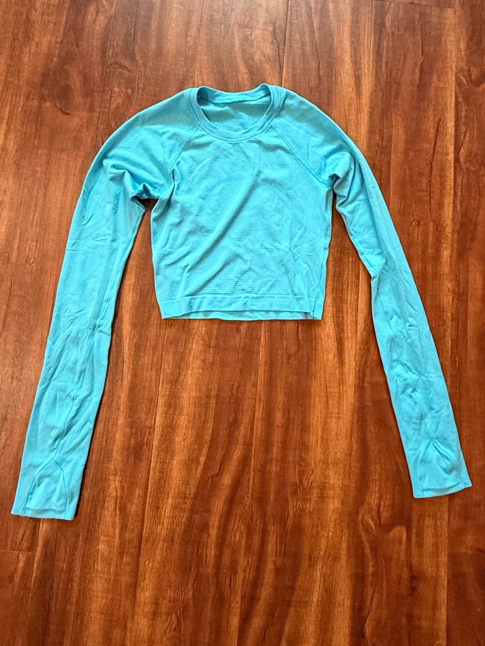 Lululemon Swiftly Tech Cropped Long Sleeve Shirt Aqua Blue Size 0